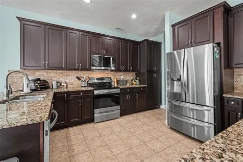 10618 Hatteras Drive Tampa FL 33615