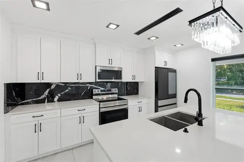 10104 N Dartmouth Avenue Tampa FL 33612