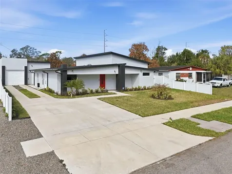 10104 N Dartmouth Avenue Tampa FL 33612