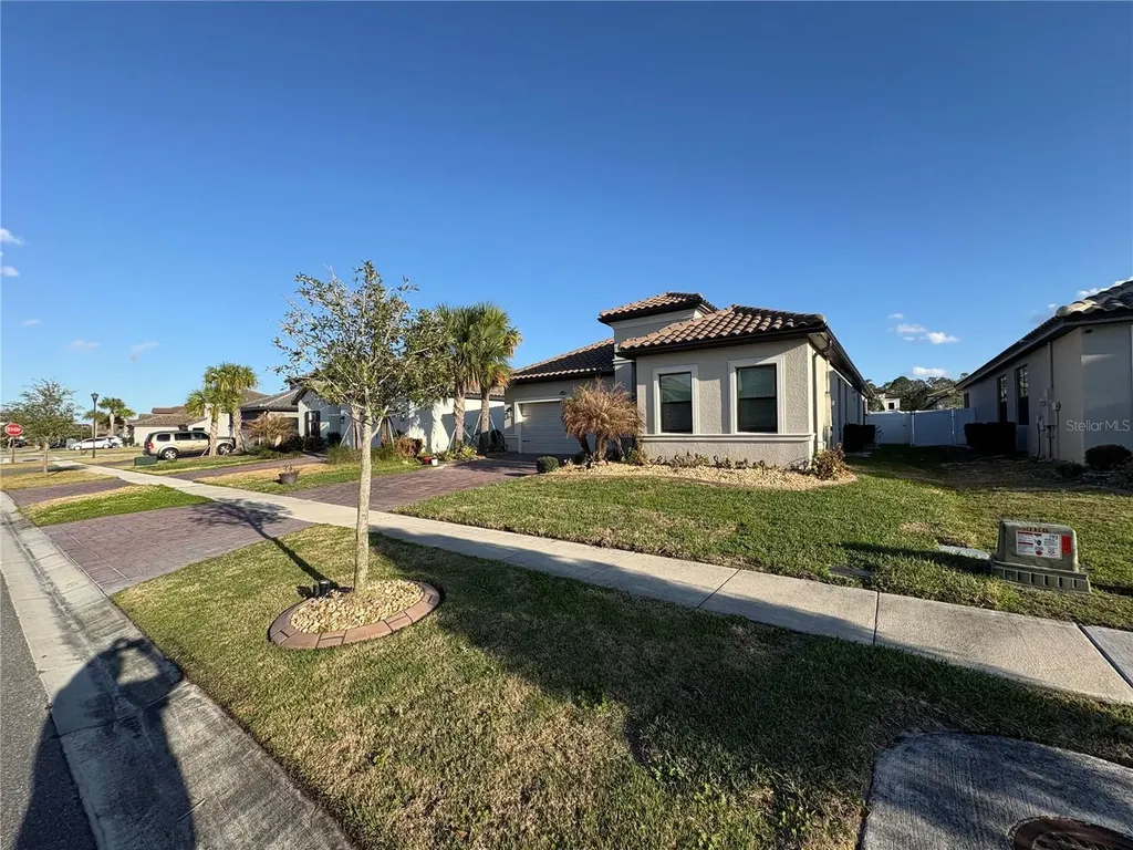 1710 Goblet Cove Street Kissimmee FL 34746