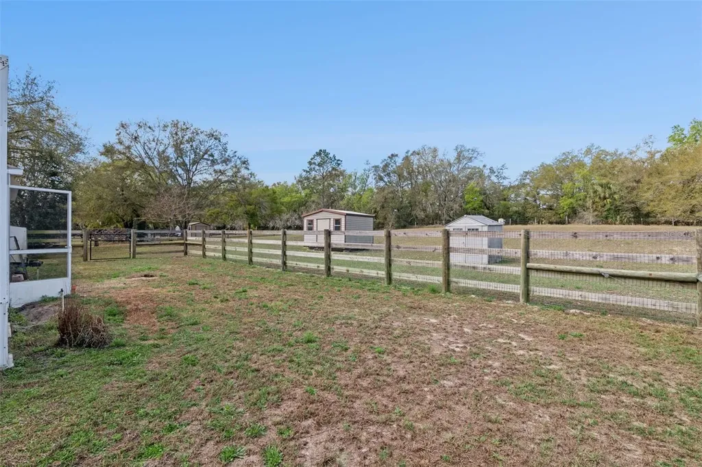 22841 Stallion Drive Sorrento FL 32776