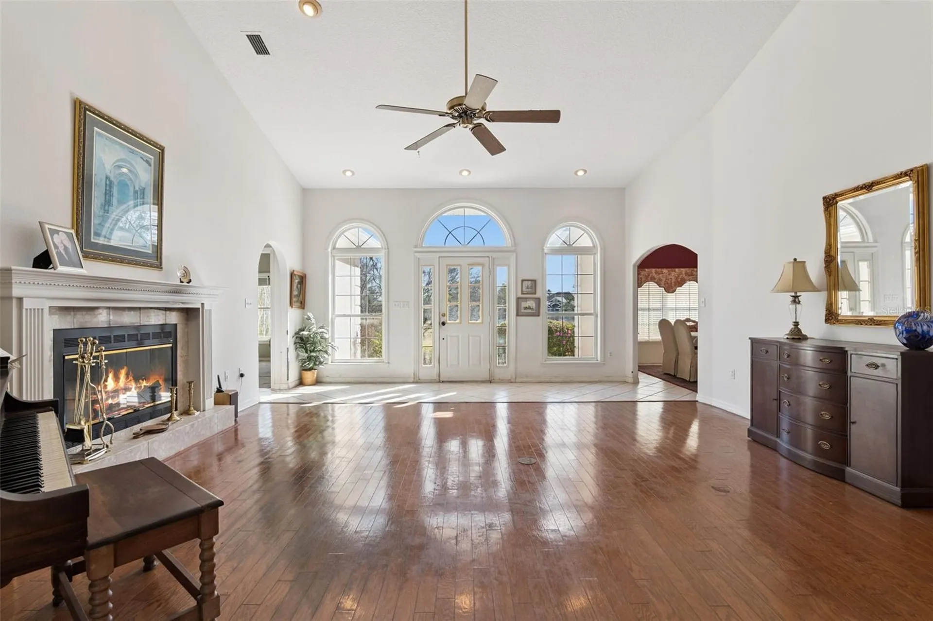 22841 Stallion Drive Sorrento FL 32776