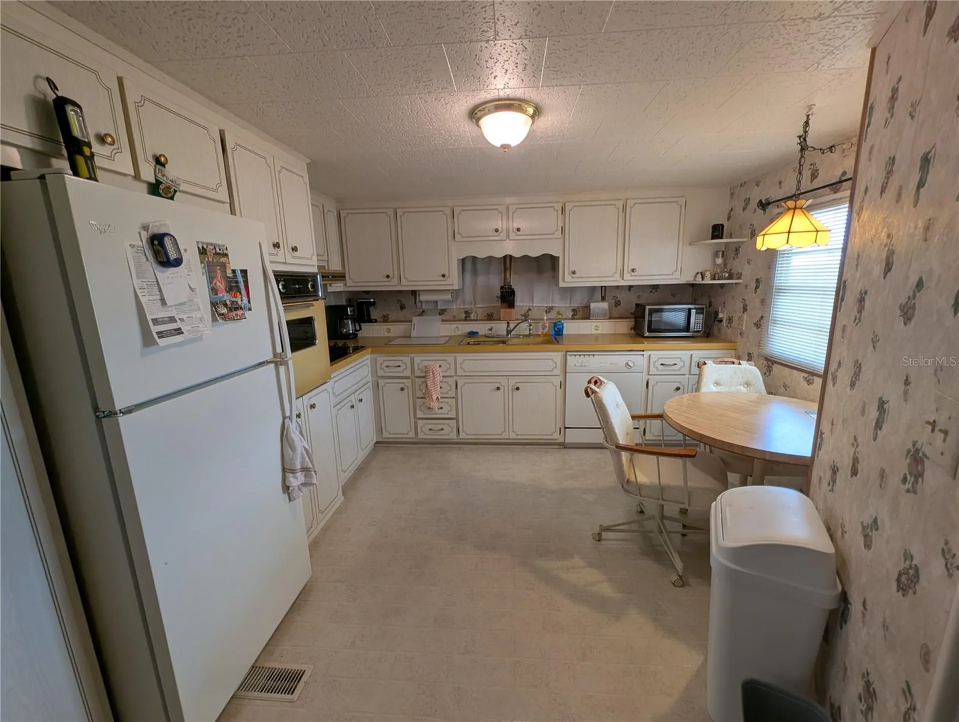 107 48th Avenue Drive W Bradenton FL 34207