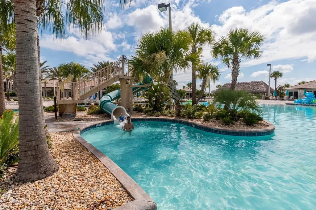 1484 Moon Valley Drive Davenport FL 33896
