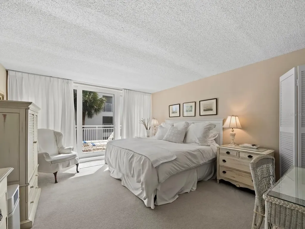 5055 Gulf Of Mexico Drive Longboat Key FL 34228