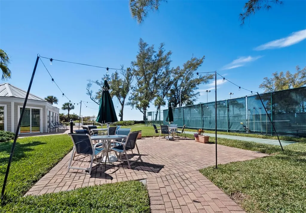 5055 Gulf Of Mexico Drive Longboat Key FL 34228