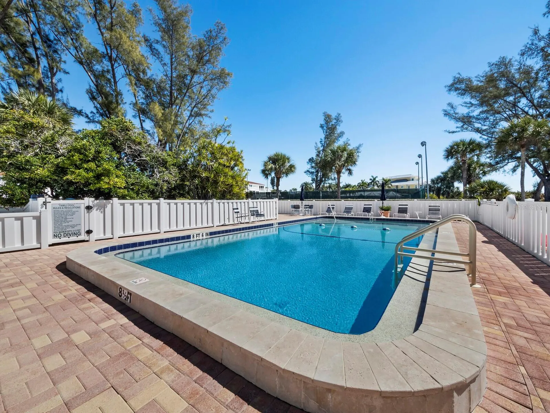5055 Gulf Of Mexico Drive Longboat Key FL 34228