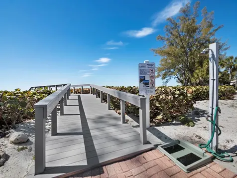 5055 Gulf Of Mexico Drive Longboat Key FL 34228