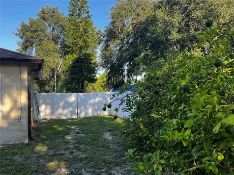 2427 Princeton Avenue Sanford FL 32771