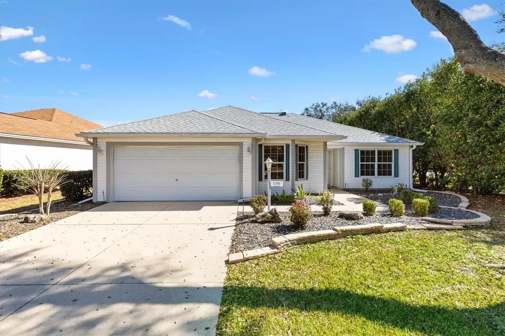 1301 Oak Forest Drive The Villages FL 32162
