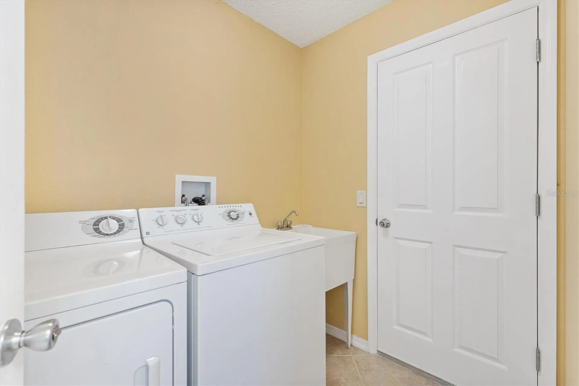 1301 Oak Forest Drive The Villages FL 32162