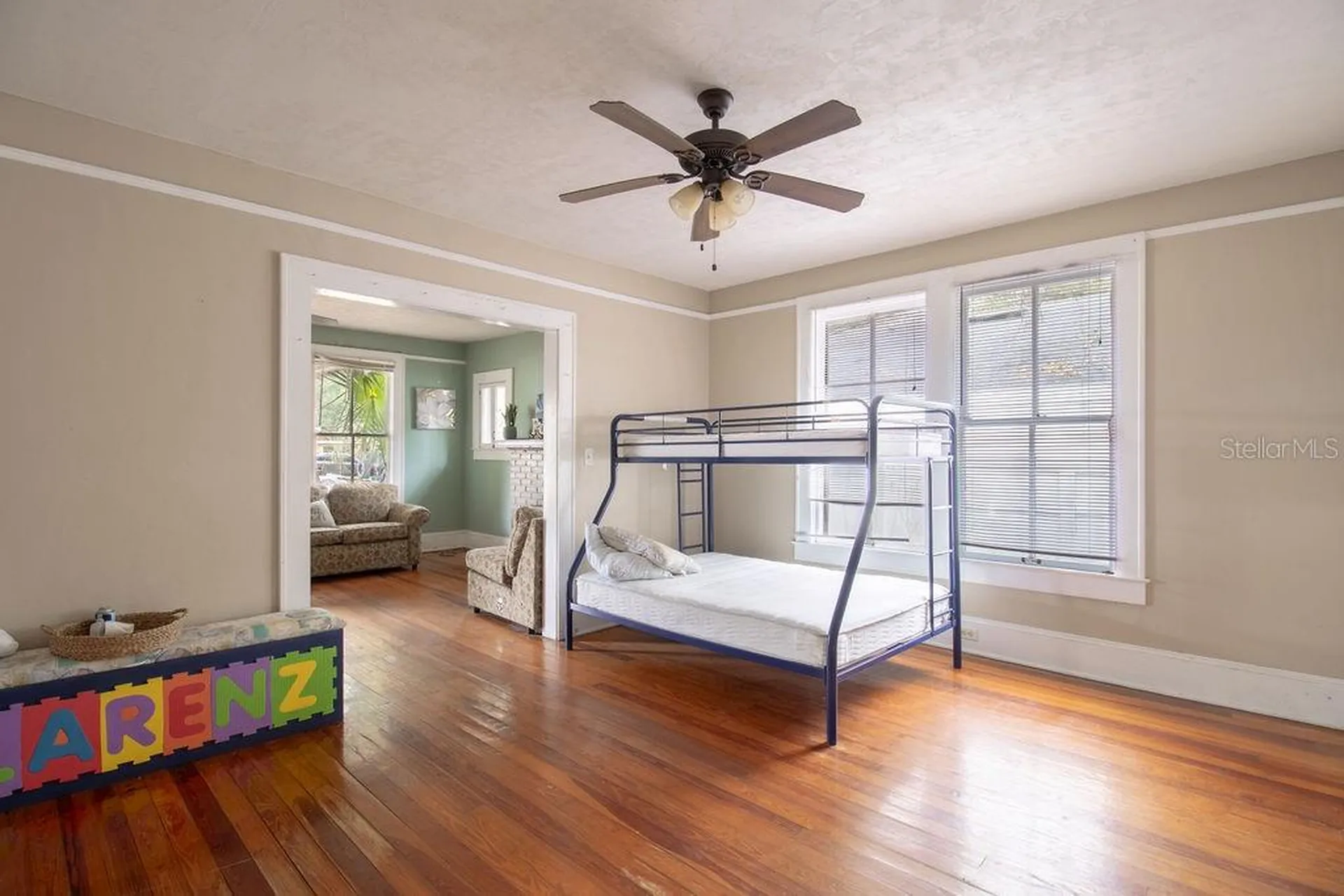 907 NW 11th Avenue Gainesville FL 32601