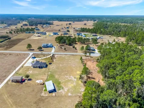 18041 San Juan Avenue Polk City FL 33868
