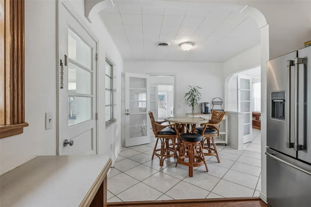 450 San Salvador Drive Dunedin FL 34698