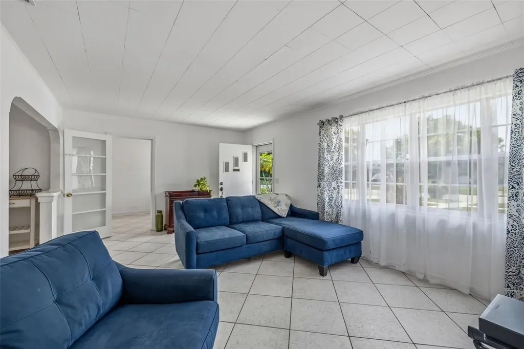450 San Salvador Drive Dunedin FL 34698