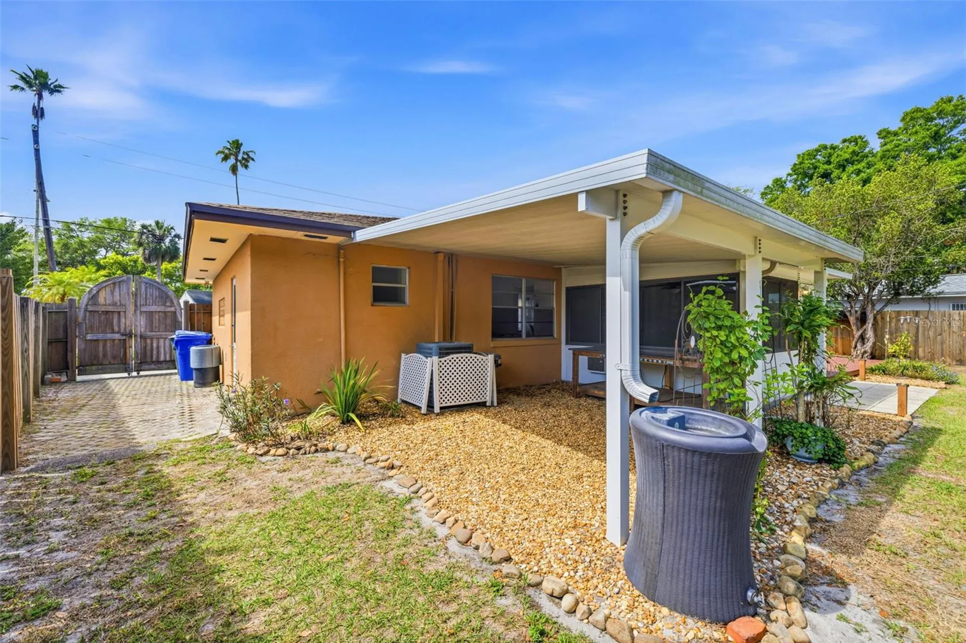 450 San Salvador Drive Dunedin FL 34698