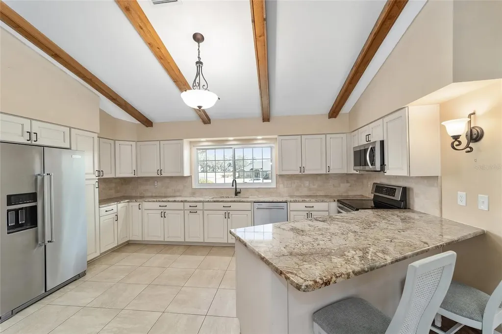 5252 NW 76th Court Ocala FL 34482