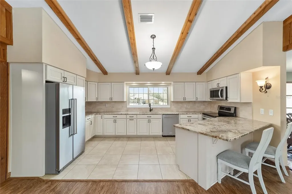 5252 NW 76th Court Ocala FL 34482