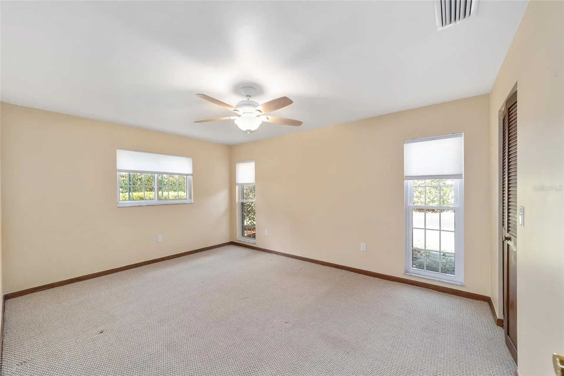 5252 NW 76th Court Ocala FL 34482