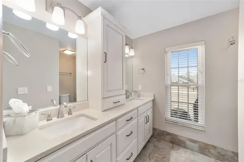 5252 NW 76th Court Ocala FL 34482