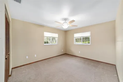 5252 NW 76th Court Ocala FL 34482