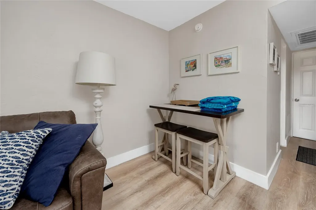 282 Treasure Island Causeway St Petersburg FL 33706