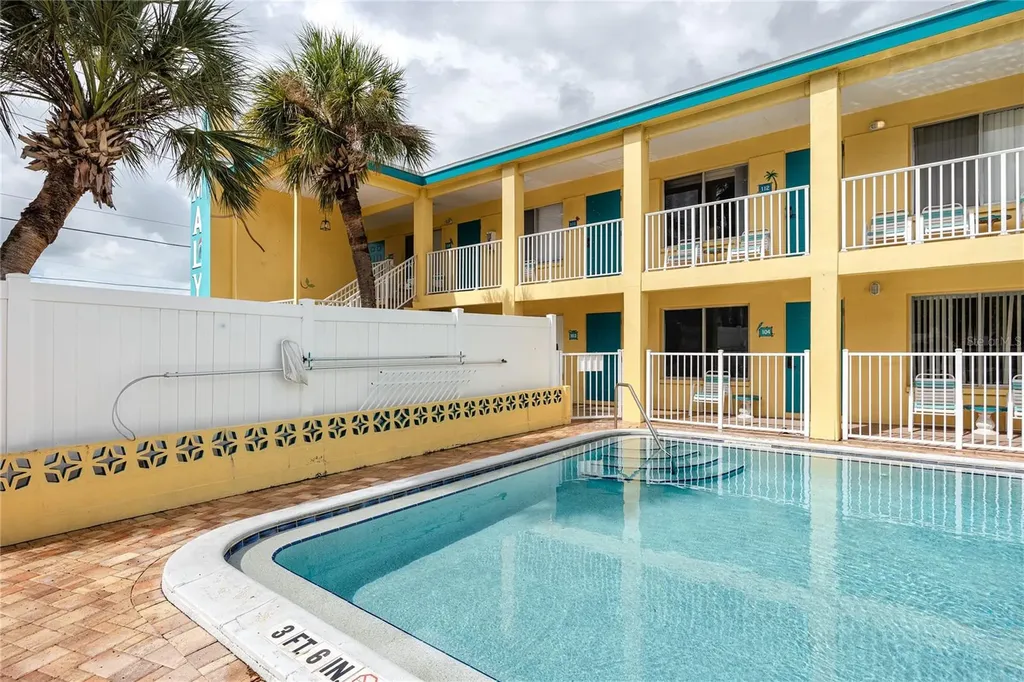 282 Treasure Island Causeway Treasure Island FL 33706