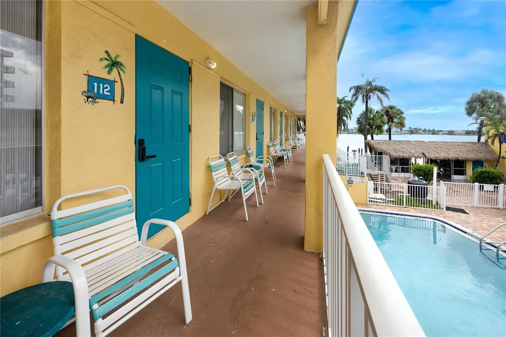 282 Treasure Island Causeway Treasure Island FL 33706