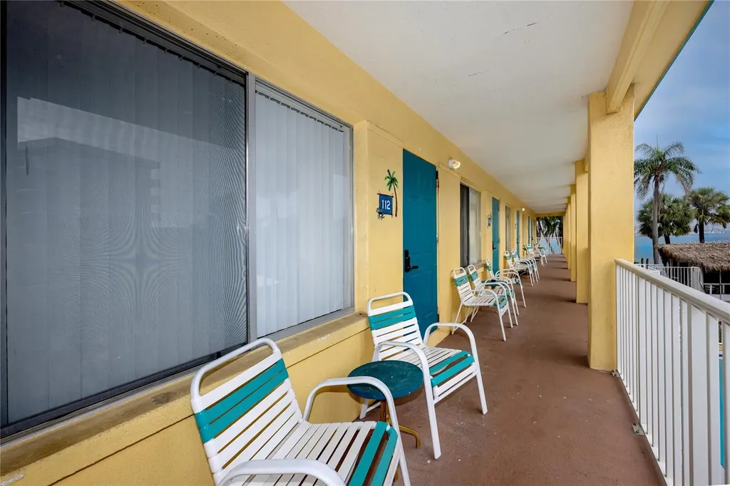 282 Treasure Island Causeway St Petersburg FL 33706