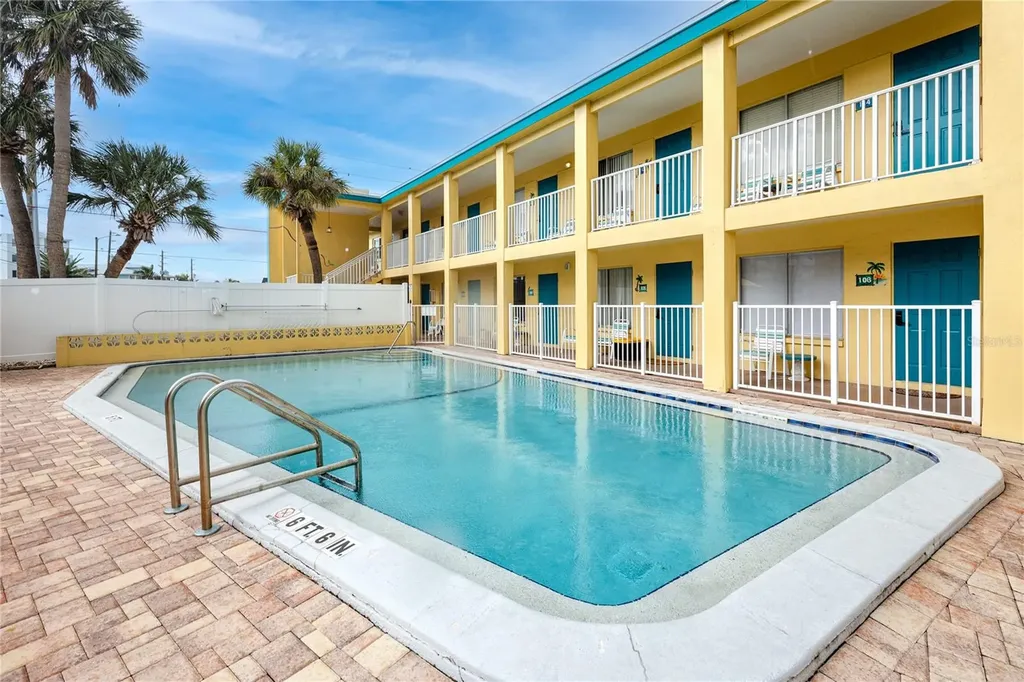 282 Treasure Island Causeway Treasure Island FL 33706
