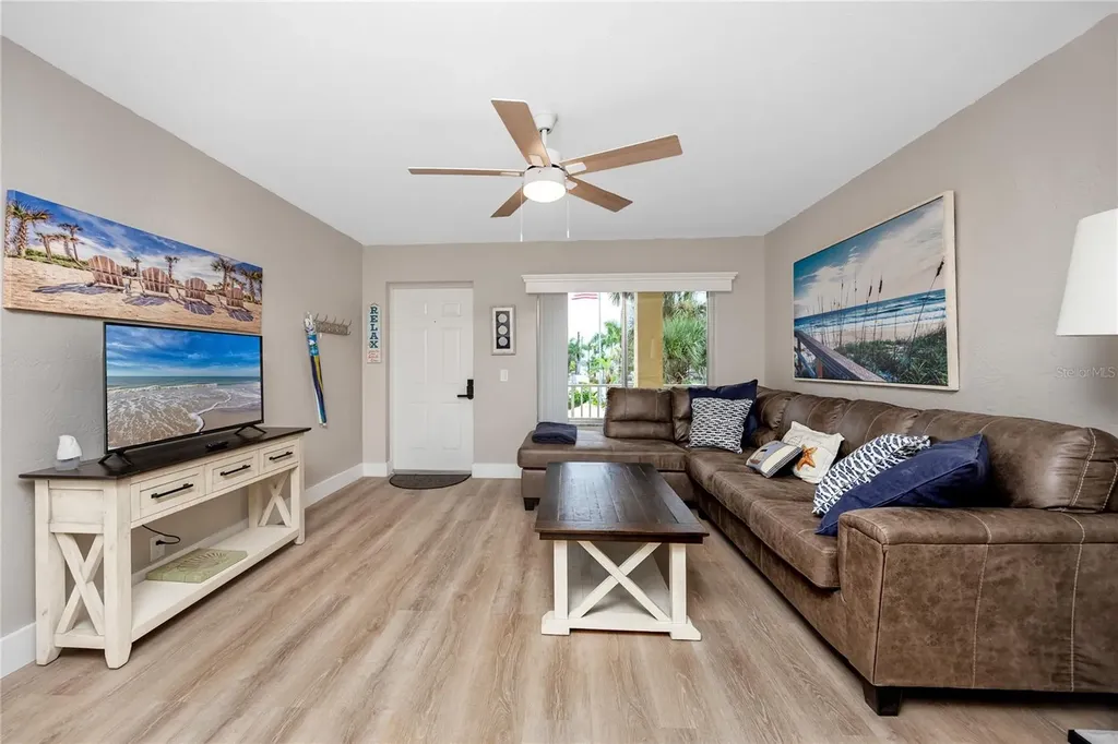 282 Treasure Island Causeway Treasure Island FL 33706