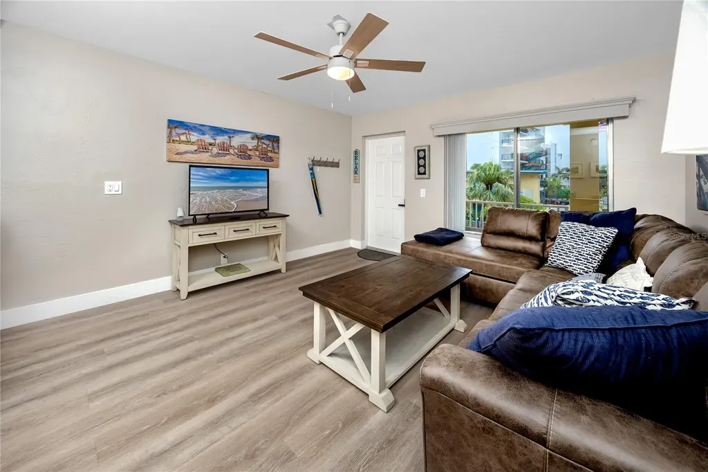 282 Treasure Island Causeway Treasure Island FL 33706