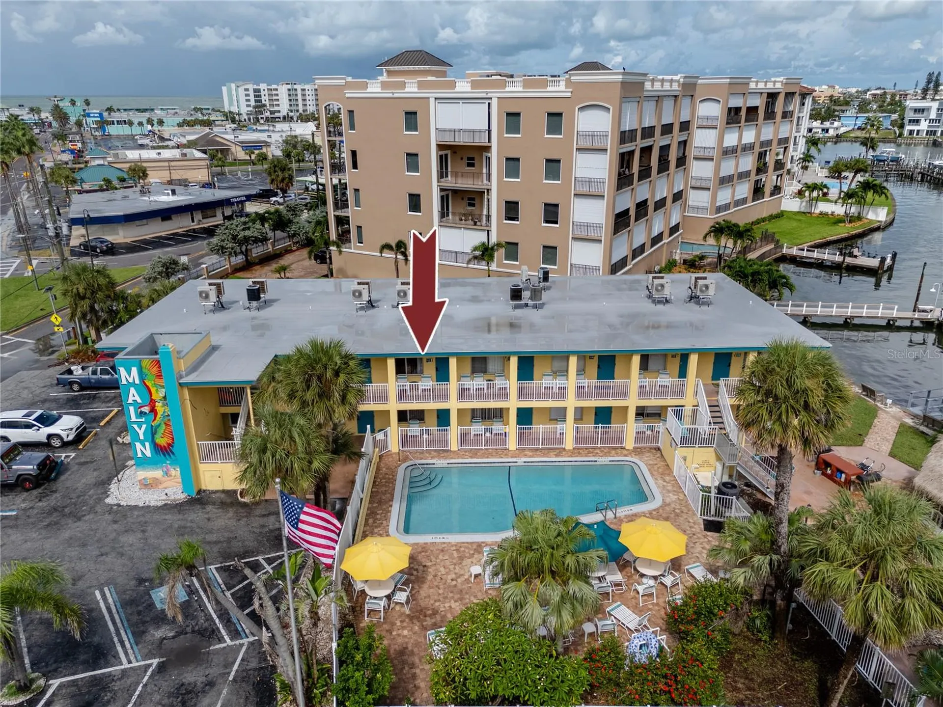 282 Treasure Island Causeway Treasure Island FL 33706