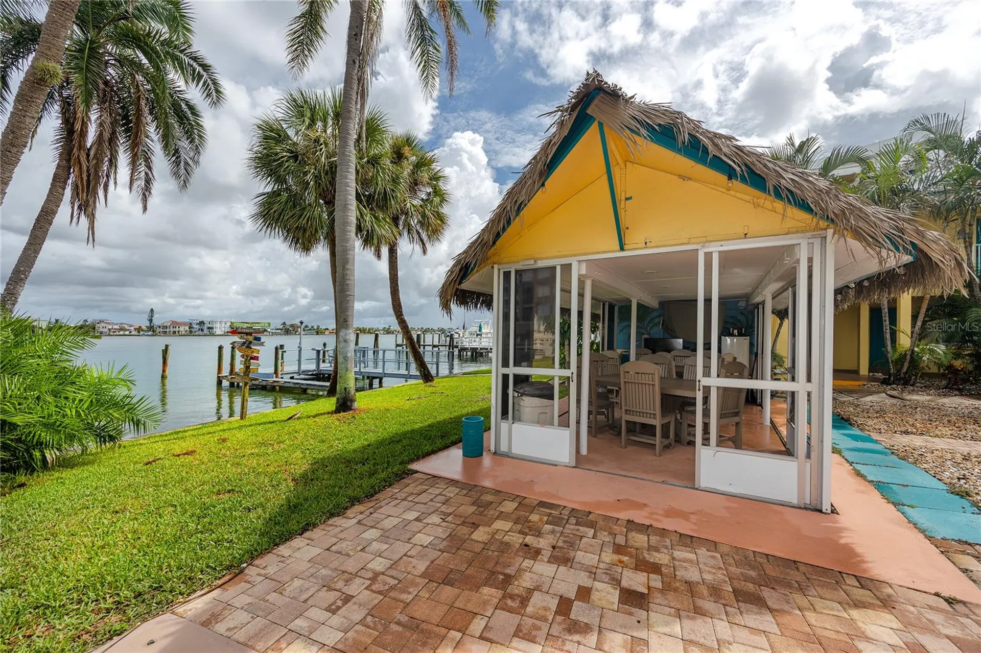 282 Treasure Island Causeway Treasure Island FL 33706