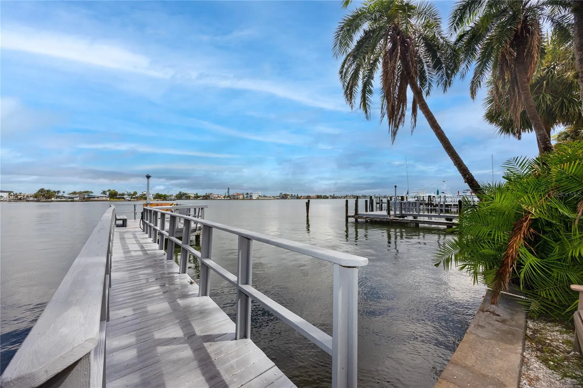 282 Treasure Island Causeway Treasure Island FL 33706