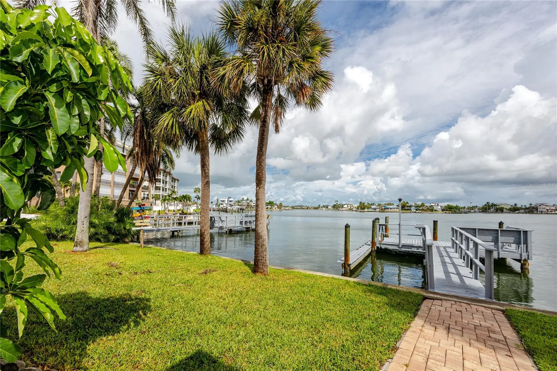282 Treasure Island Causeway Treasure Island FL 33706