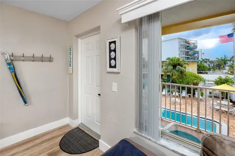 282 Treasure Island Causeway Treasure Island FL 33706