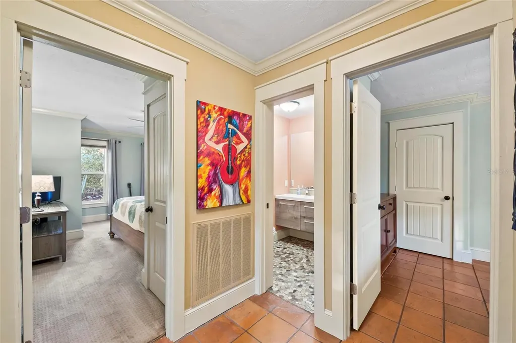 941 Virginia Drive Sarasota FL 34234