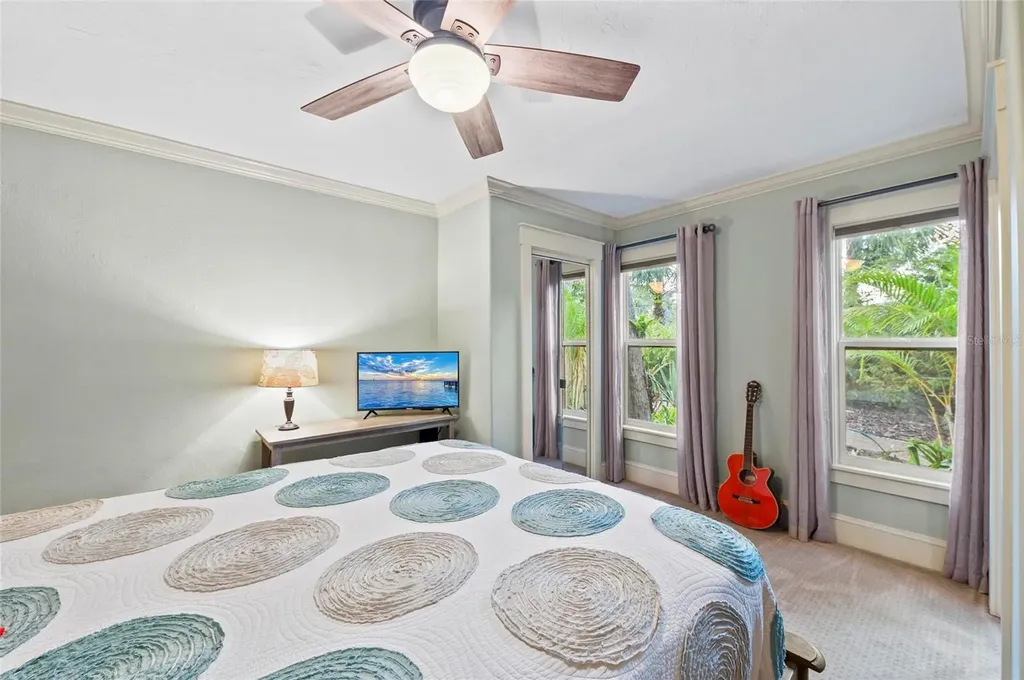 941 Virginia Drive Sarasota FL 34234