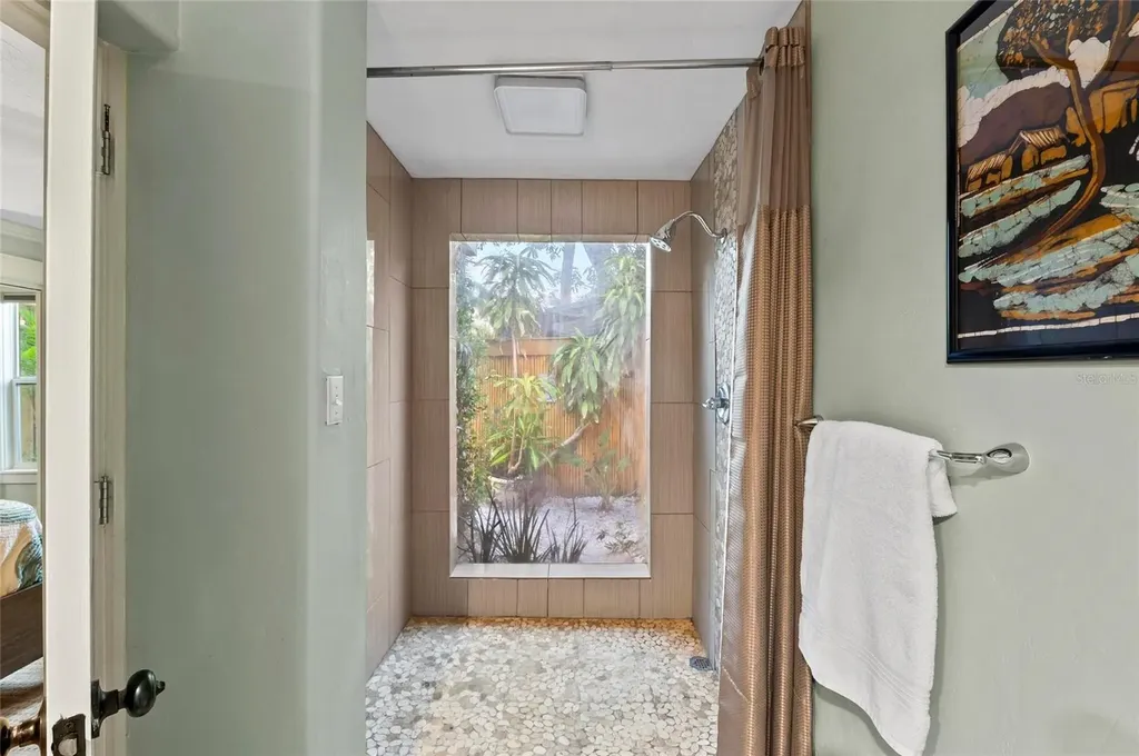 941 Virginia Drive Sarasota FL 34234