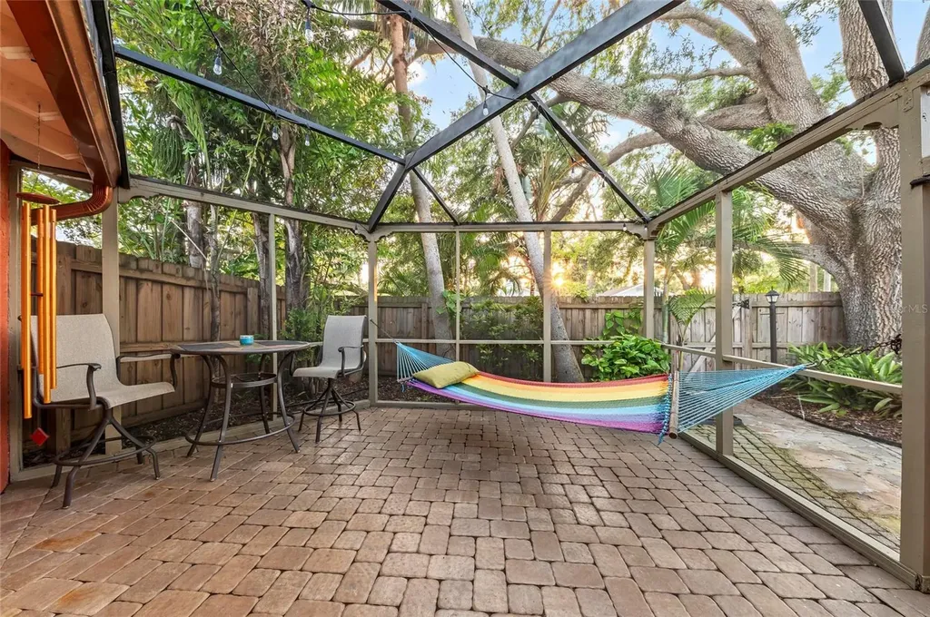 941 Virginia Drive Sarasota FL 34234