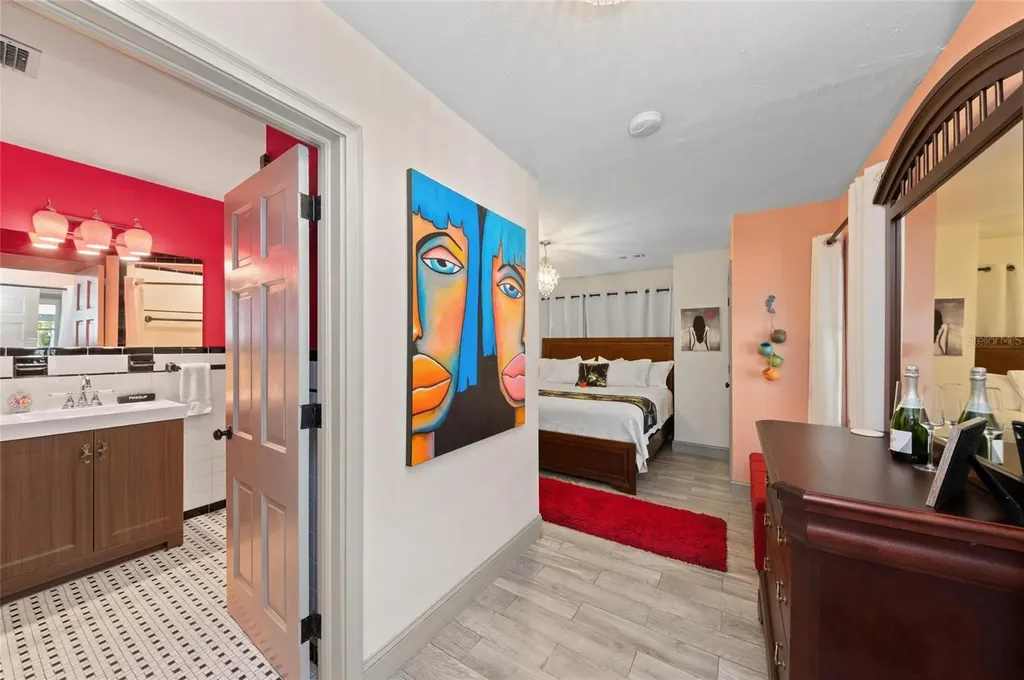 941 Virginia Drive Sarasota FL 34234