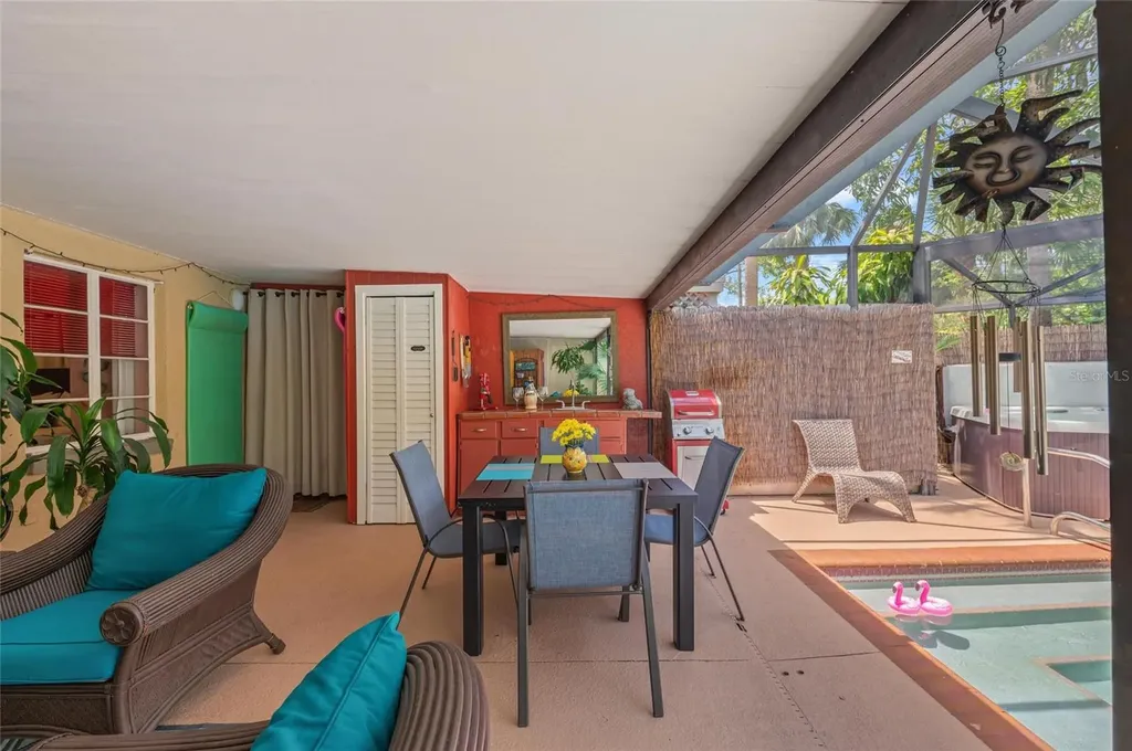 941 Virginia Drive Sarasota FL 34234