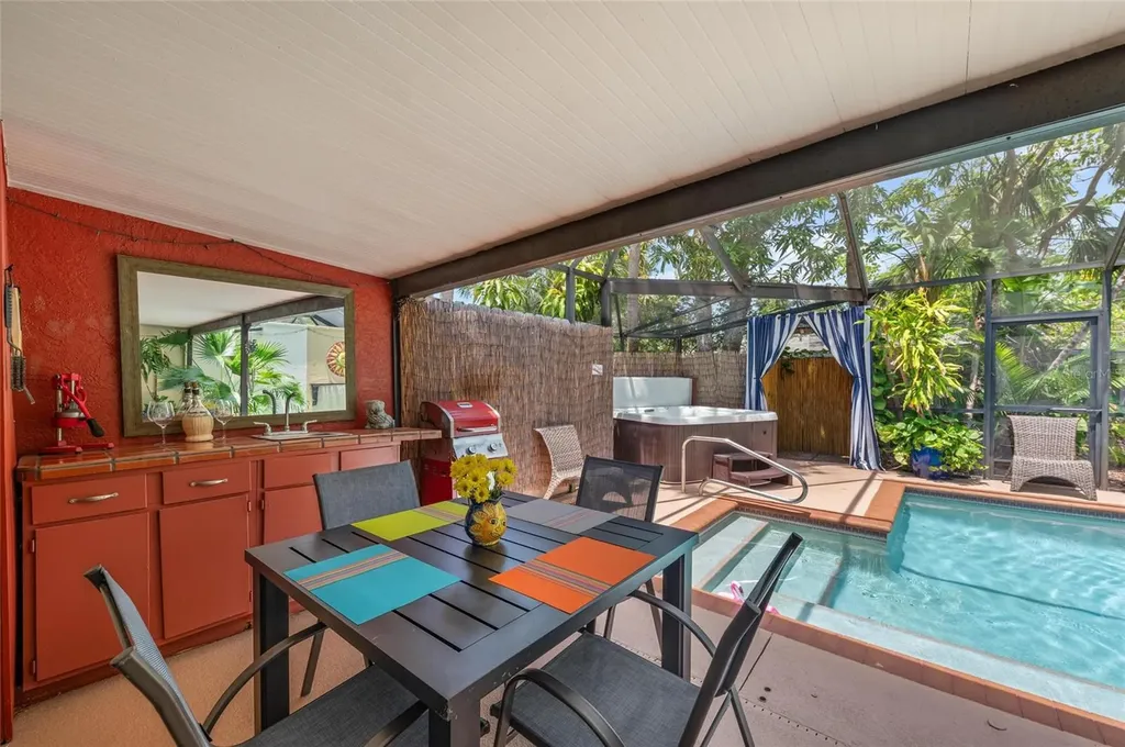 941 Virginia Drive Sarasota FL 34234