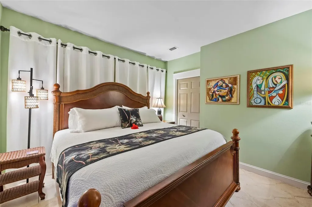 941 Virginia Drive Sarasota FL 34234