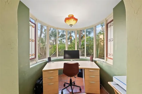 941 Virginia Drive Sarasota FL 34234