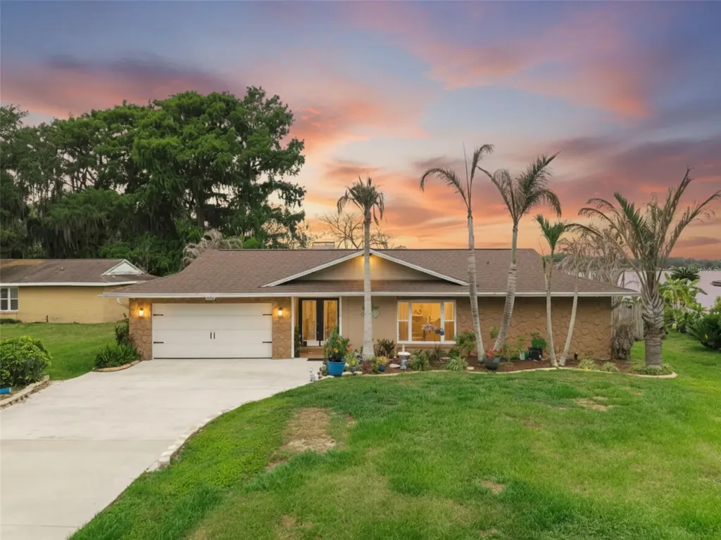 1420 Emerald Drive Kissimmee FL 34744