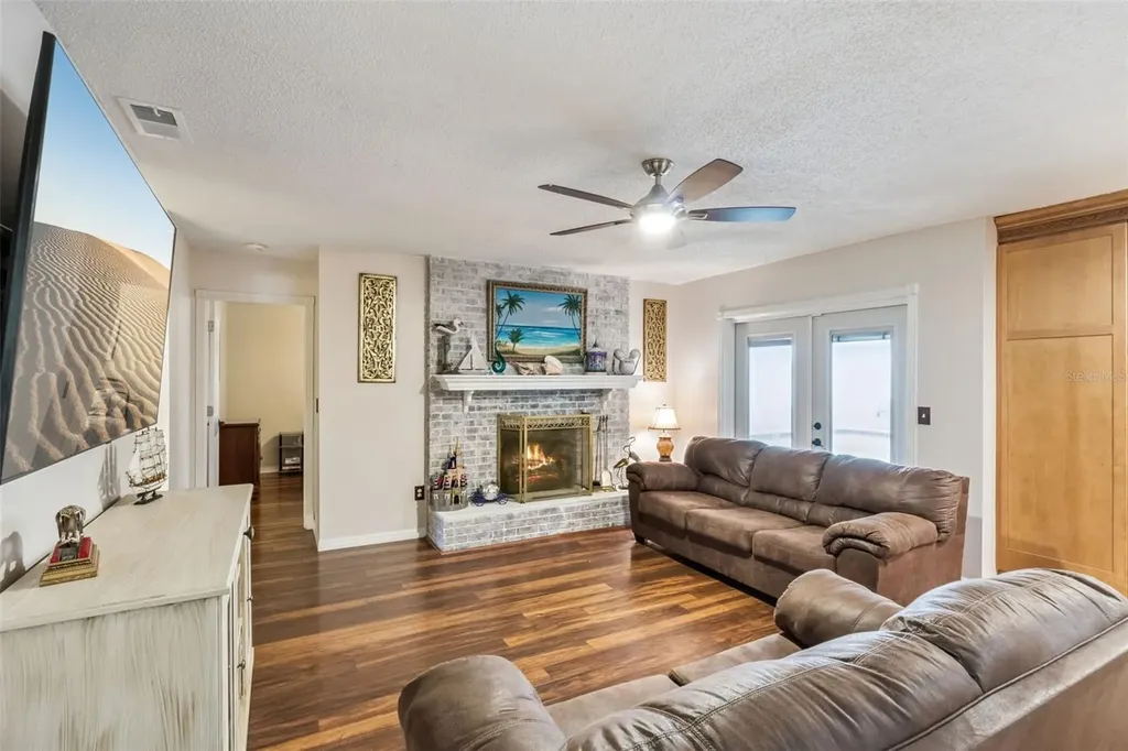 1420 Emerald Drive Kissimmee FL 34744