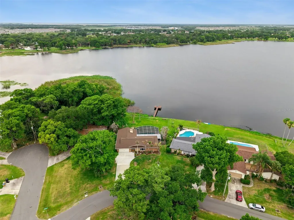 1420 Emerald Drive Kissimmee FL 34744