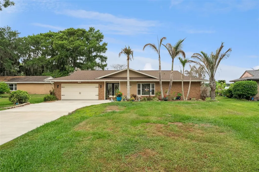 1420 Emerald Drive Kissimmee FL 34744
